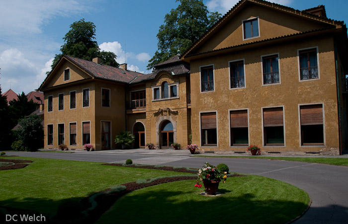 House in the Gardens 