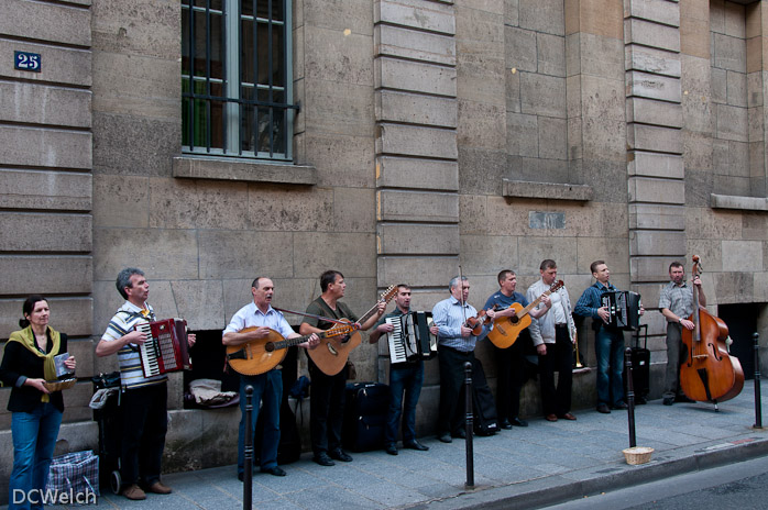 Street band in the Marais